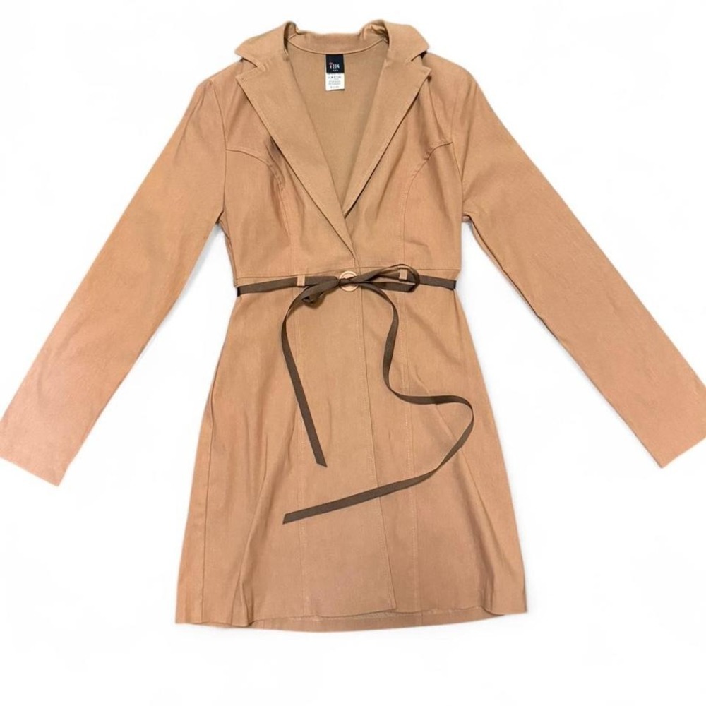 NWOT Brown belted Trench Coat Button Up Winter Small Neutral Minimalist Classic